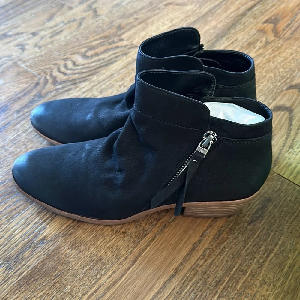 New in box Sam Edelman ladies  boots - Picture 3 of 10